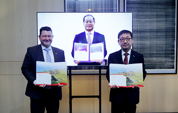 HyAxiom Extends Global Reach into Australian Market